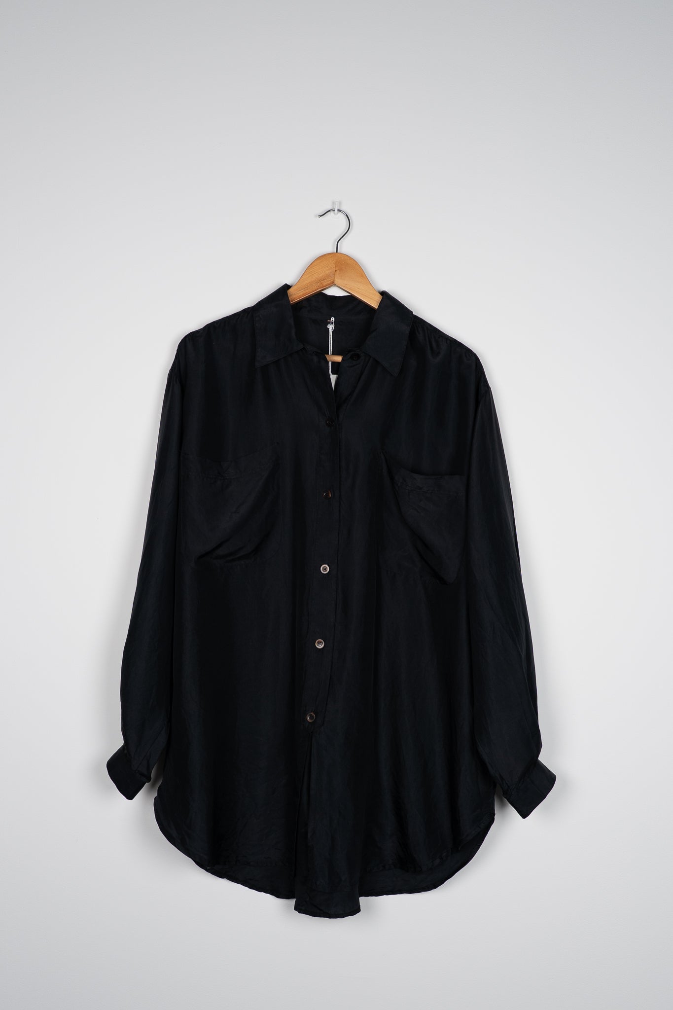 Silk shirt (40-42)