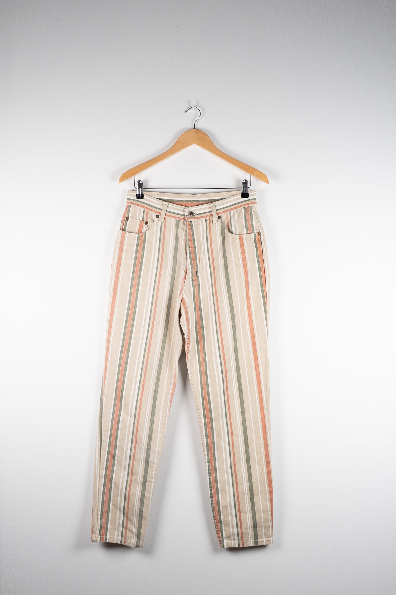 High waisted jeans (36-38)