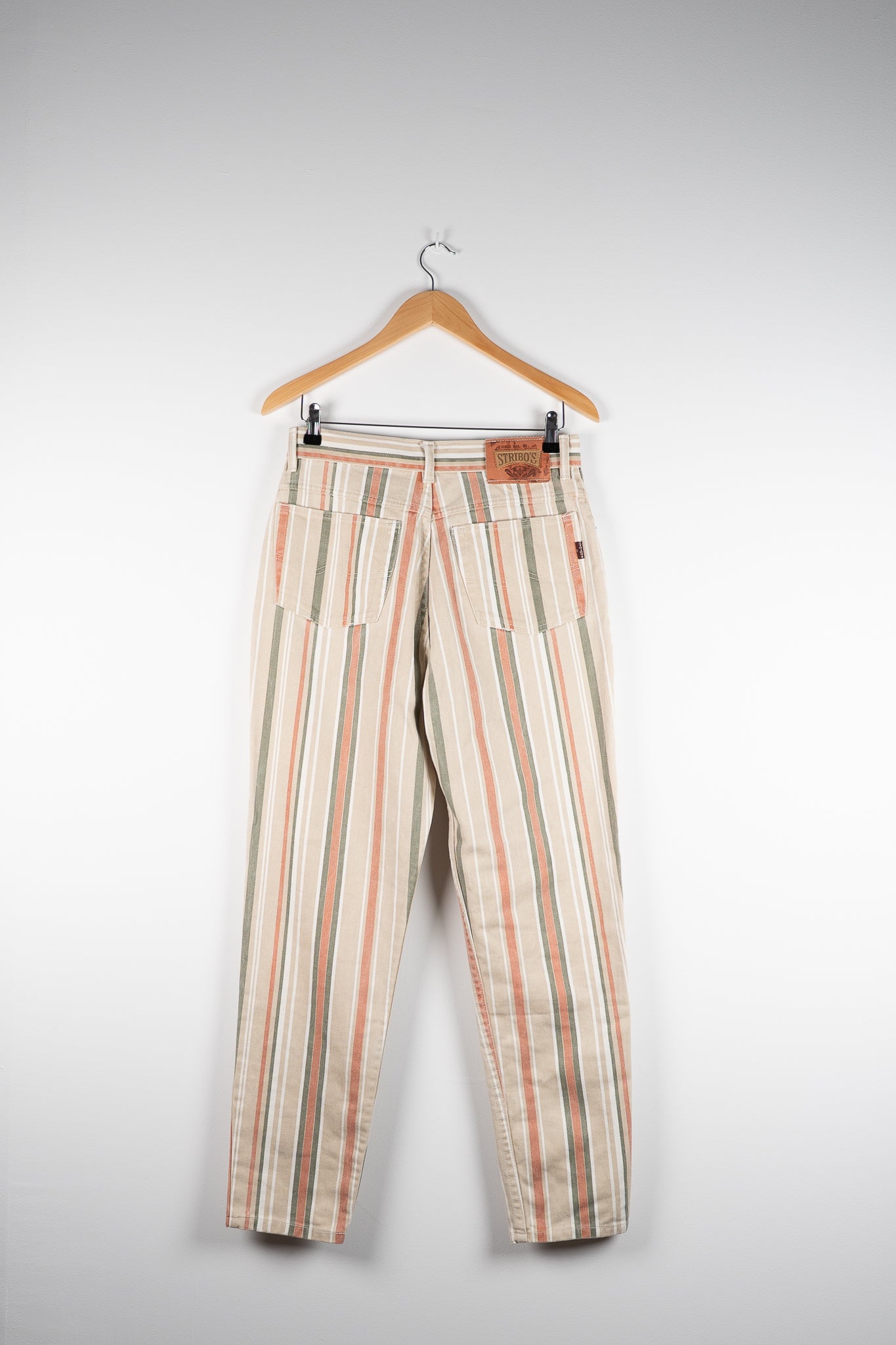 High waisted jeans (36-38)