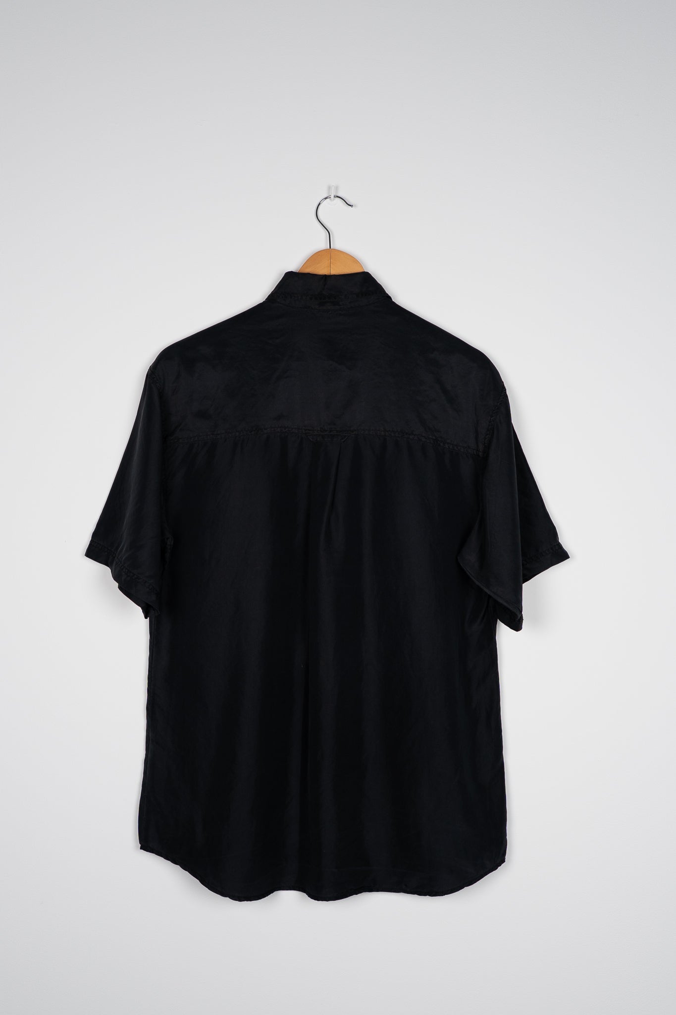 Silk shirt (40-42)
