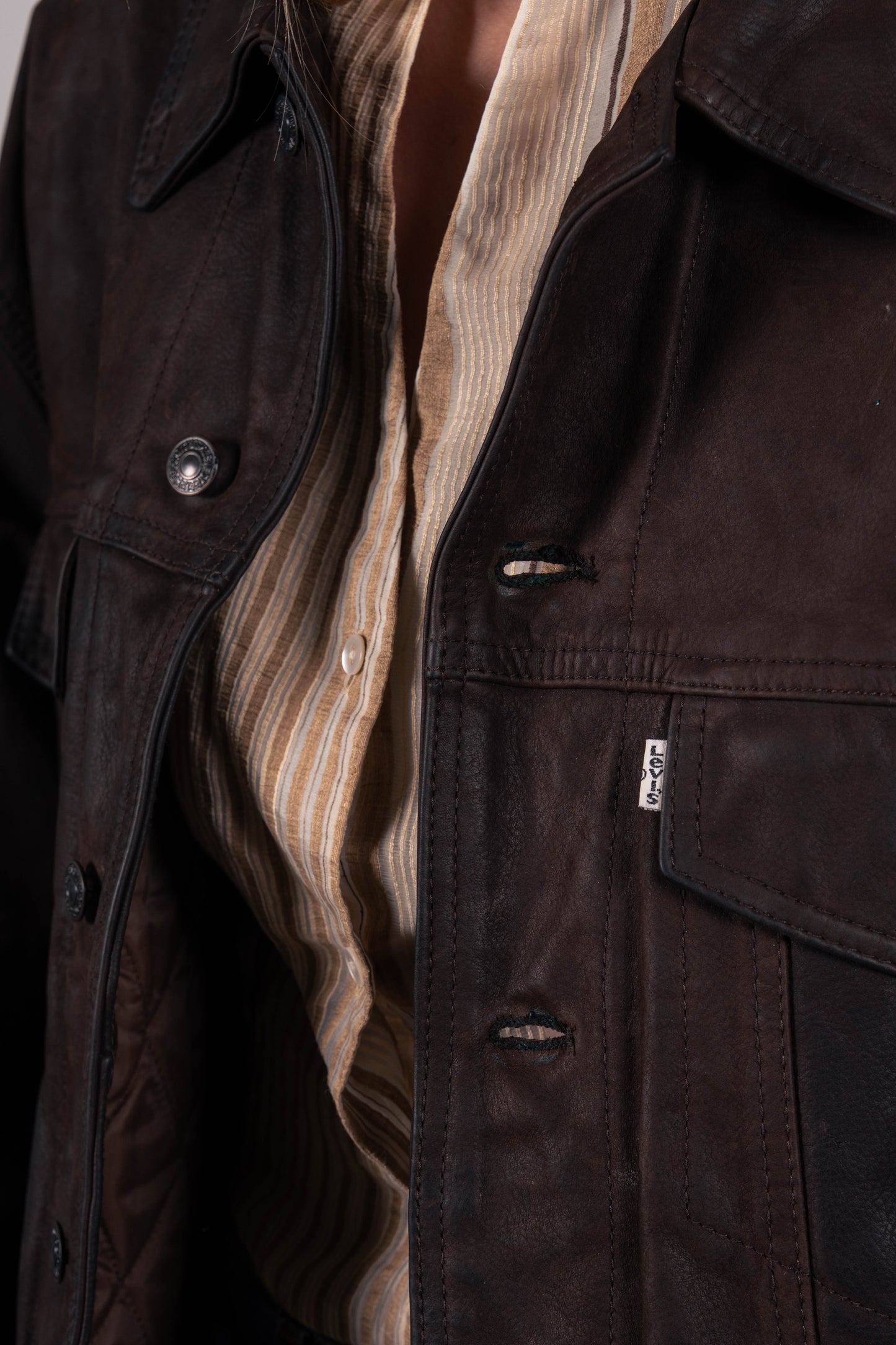 Levi's leather jacket (L-XL)