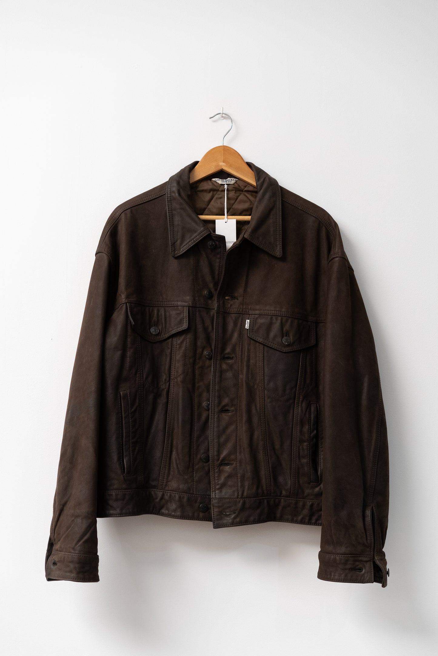 Levi's leather jacket (L-XL)