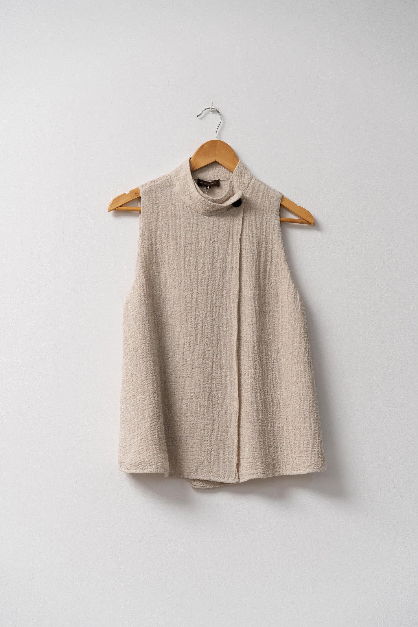 Sleeveless top (40-42)