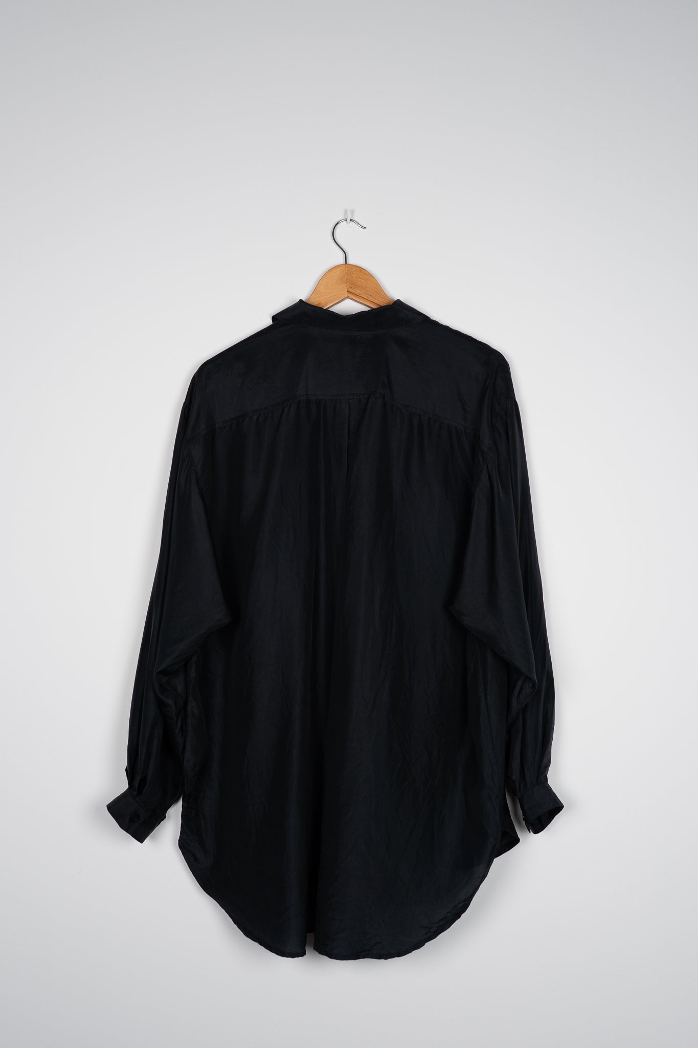 Silk shirt (40-42)