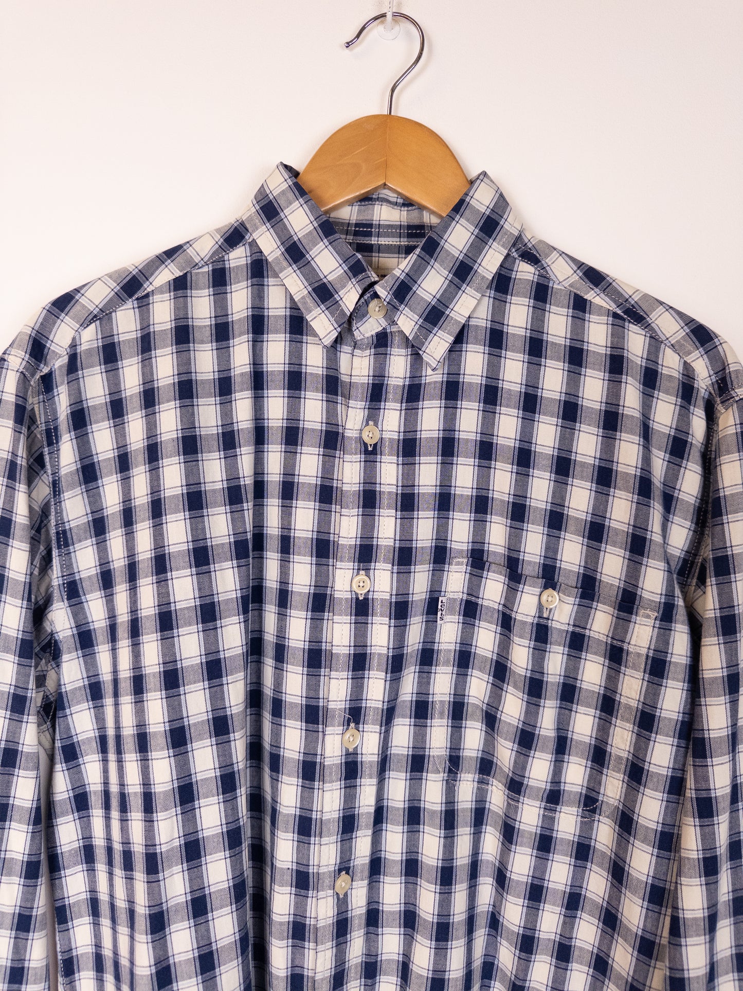 Men's Levi's shirt (M)