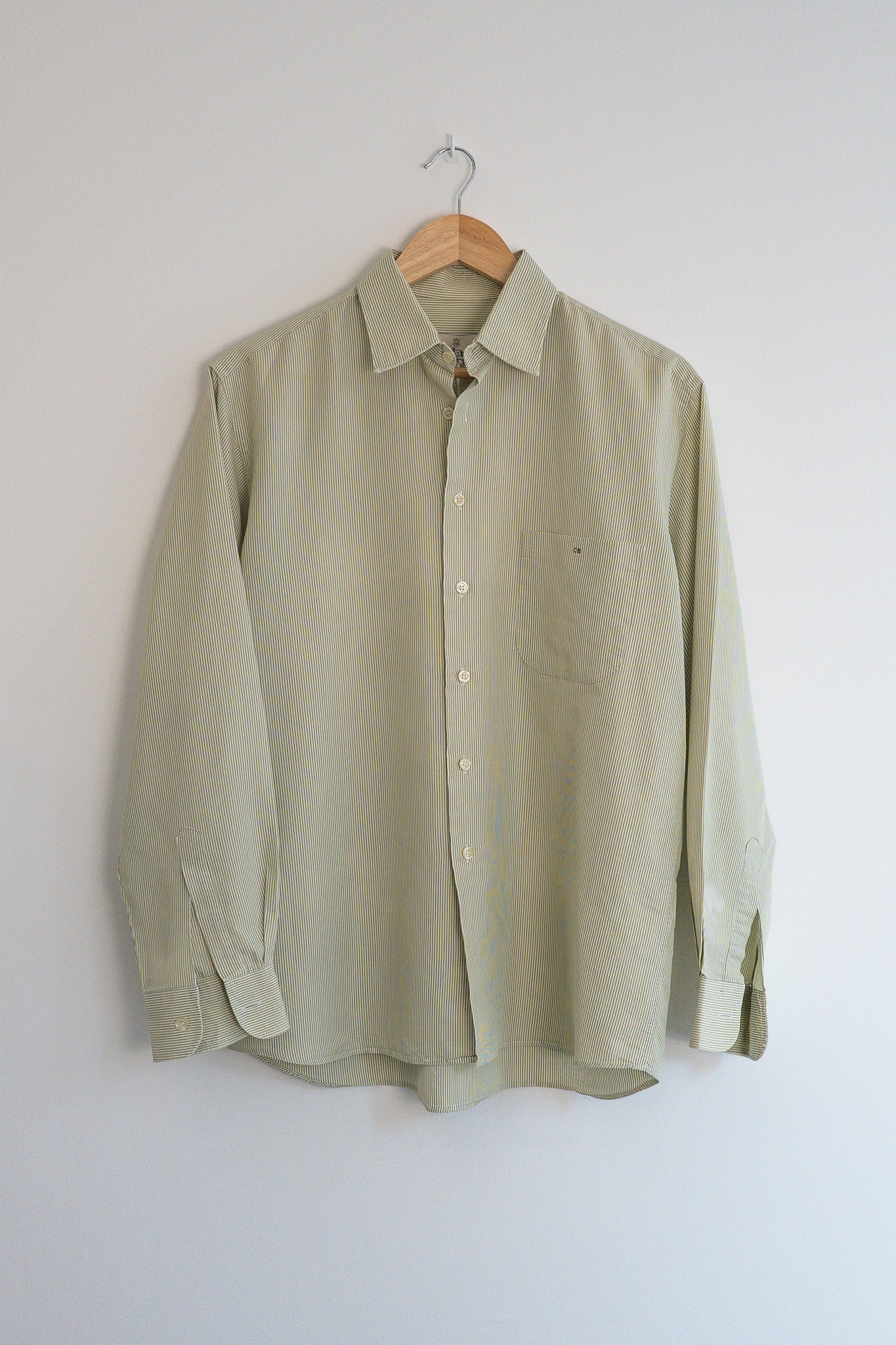 Classic shirt (36-40)